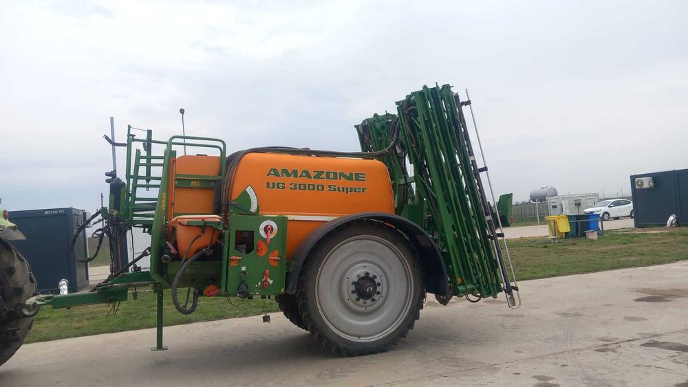 Masina de erbicidat Amazone UG 3000 Super 24m