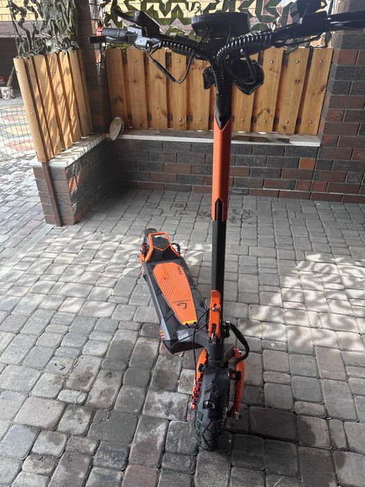 Kugoo f4 pro.
