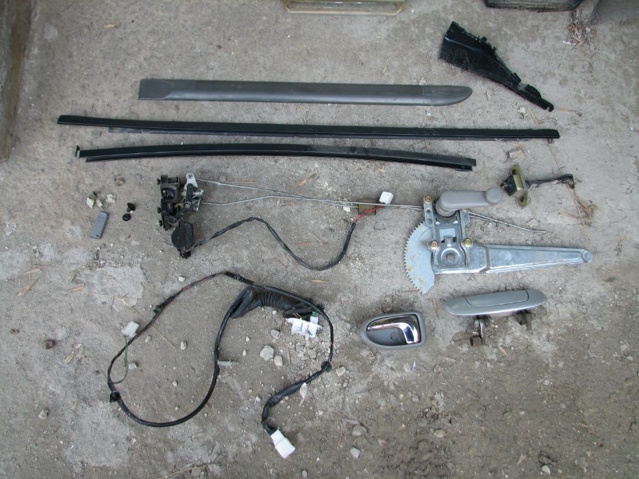 Mazda premacy 2000 дизел 90 кс.на части
