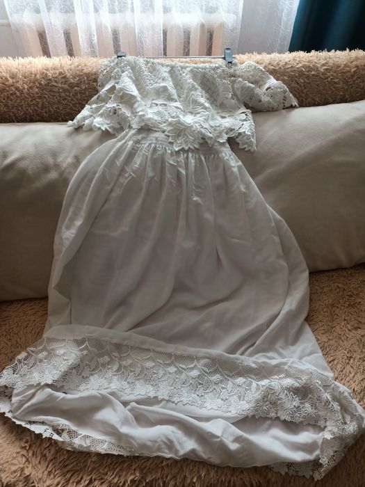 Платье белое продаётся