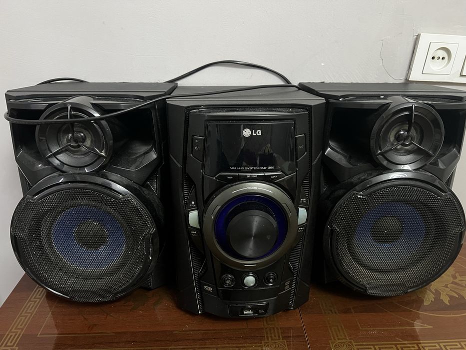 Музыкальный центр 2008г