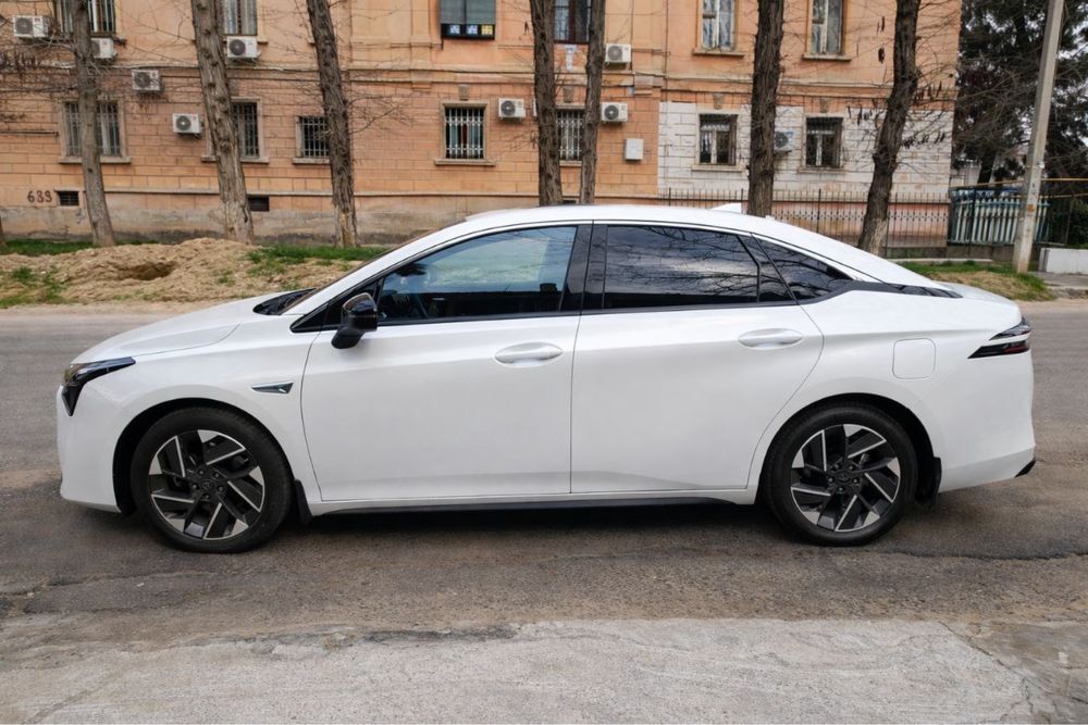 Gac Aion S plus сотилади