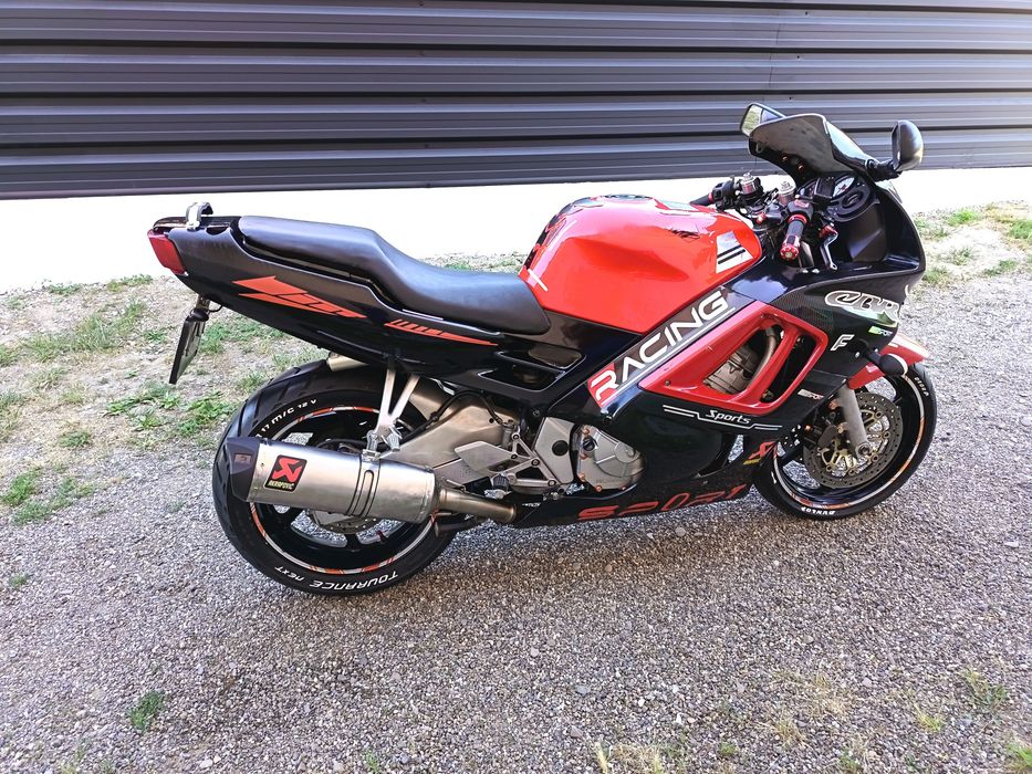CARENE / MOTO / honda cbr 600 F