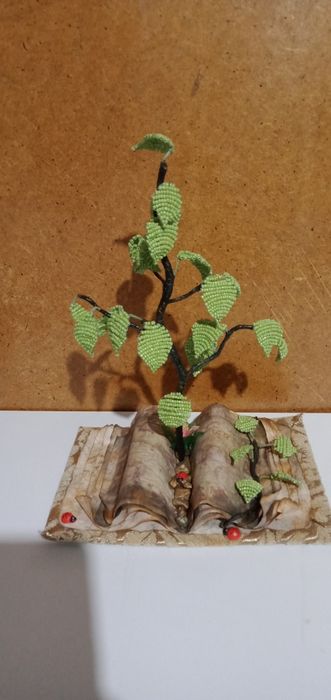 продам цветы из бисера