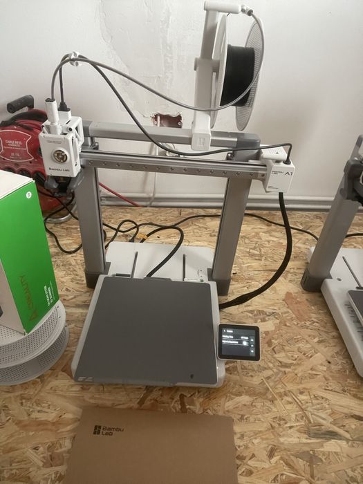 3 imprimante 3D Bambulab A1+ Scanner 3D Otter+ 2X Uscator Sunlu