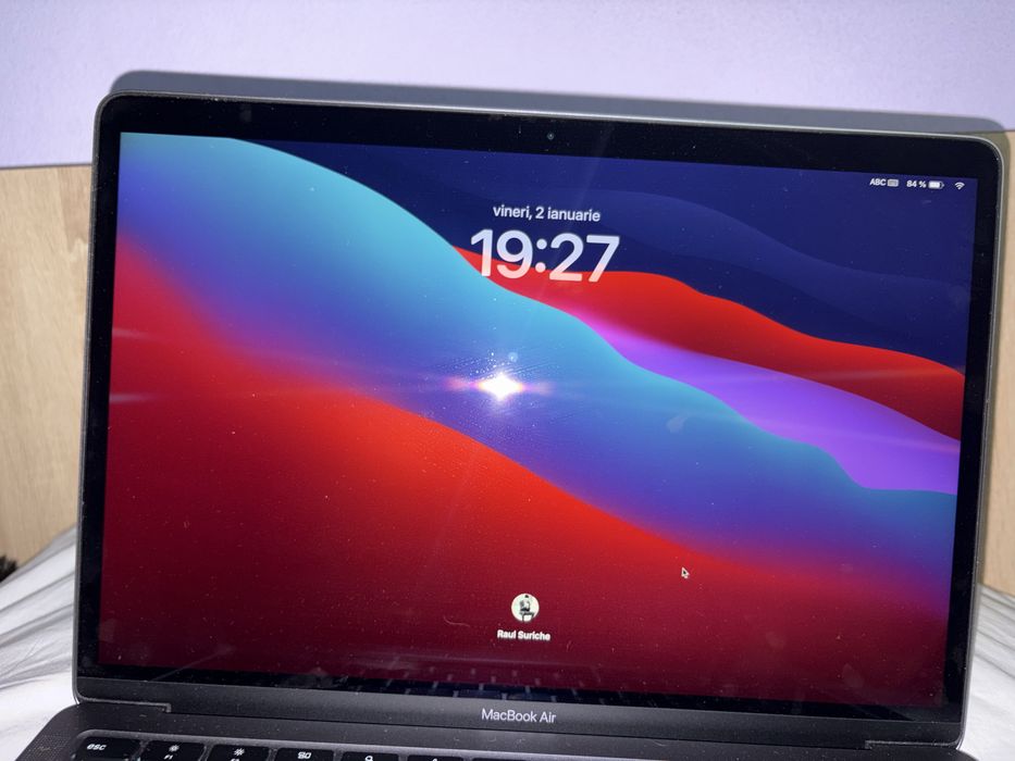 MacBook Air 13″ 2020, M1 8 Cores, 8 GB, 7 core GPU