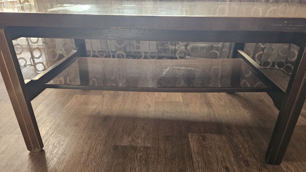 Столик журнальный  б/у