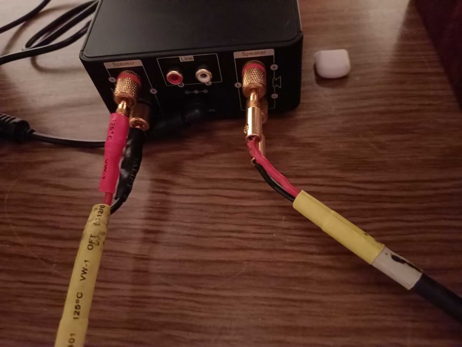 Усилитель D класса с акустикой.