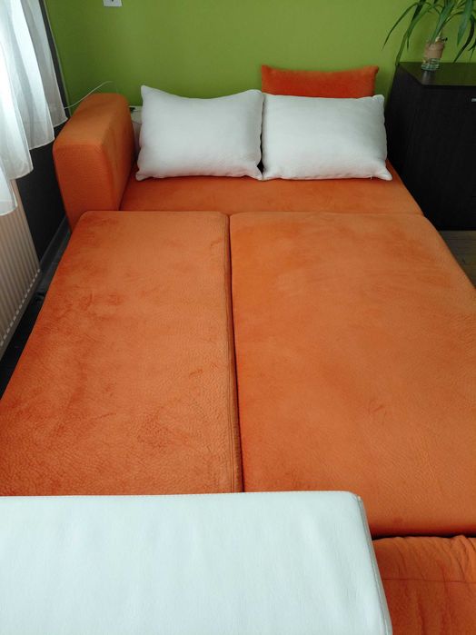 Ъглов разтегателен диван