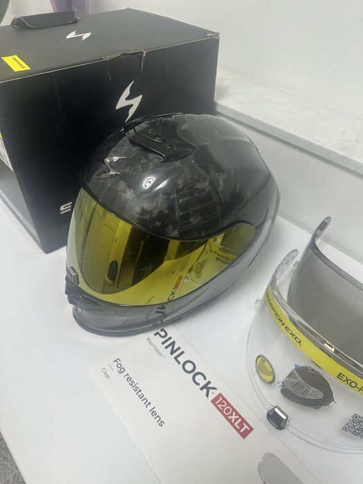 Cască Scorpion EXO R1 Air Onyx Carbon – Mărimea M