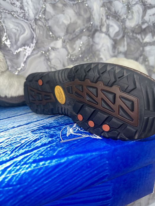 Продам унты