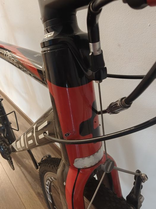 Bicicleta Cube Cross Race