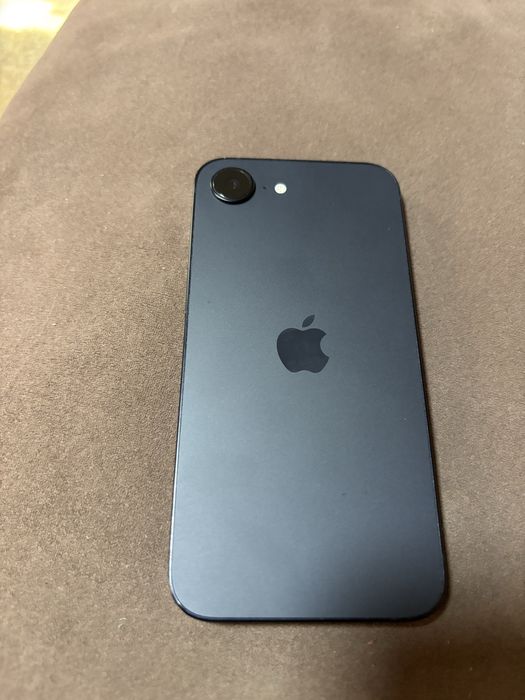 Iphone 16 e 128 gb