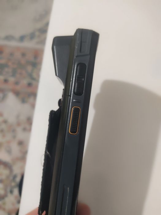 Продам телефон бу