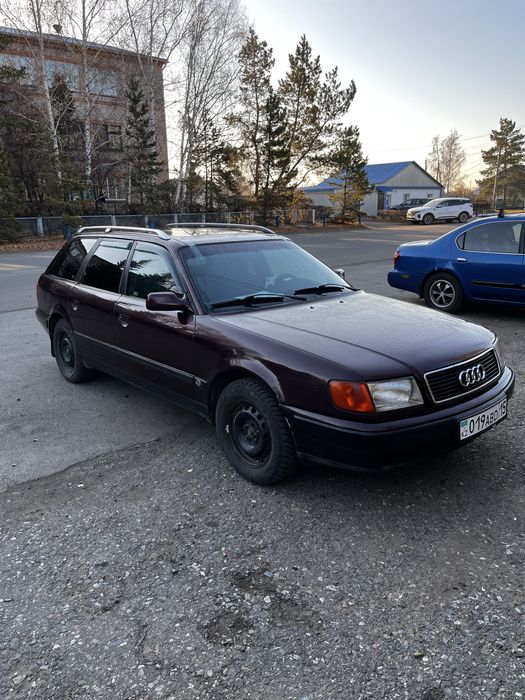 Ауди 100 с4 2,8.