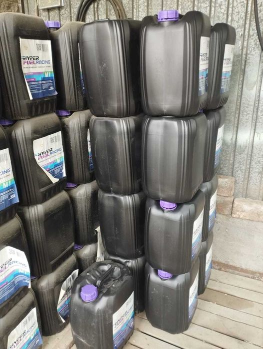 Пластиковые канистры 20 литров