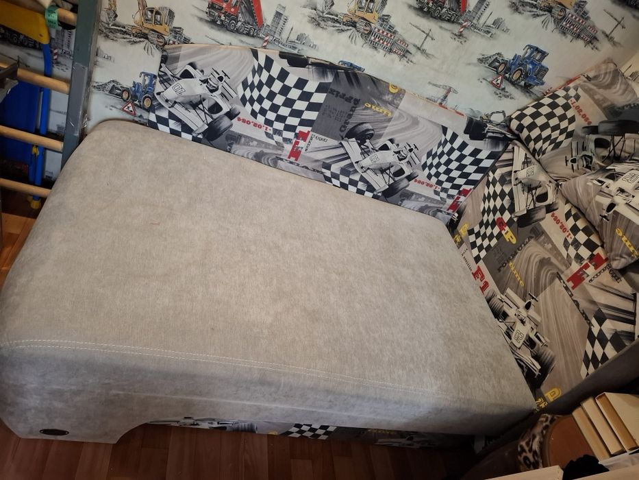 Продам детский диван раскладной