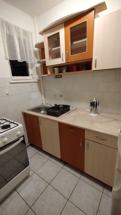 Apartament cu 2 camere decomandat de inchiriat