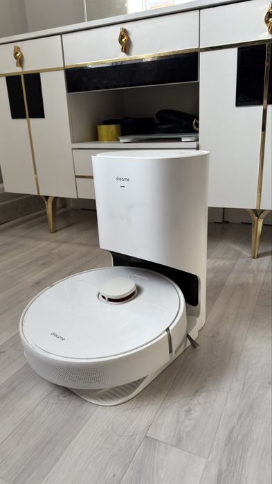 Робот пылесос DREAM