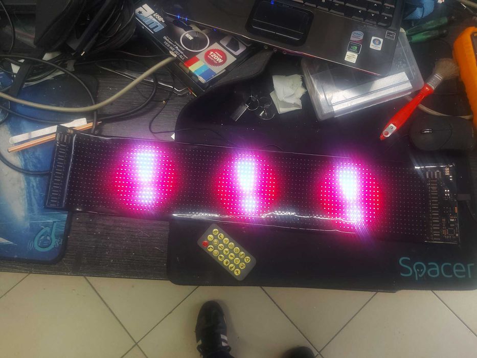 Baner luminos programabil, pentru camion, masina, etc cu telecomanda