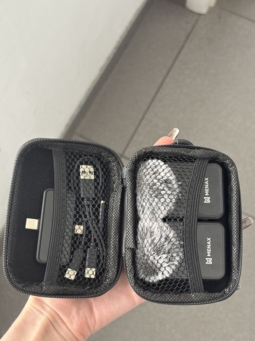 Петлички микрофон