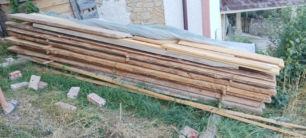 Продавам дървен материал