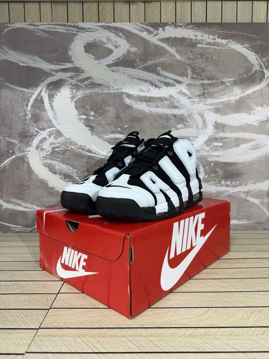 Nike Air More Uptempo Black White