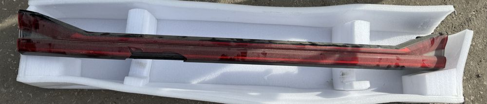 Продам заднюю  Led линию фонари на Haval,