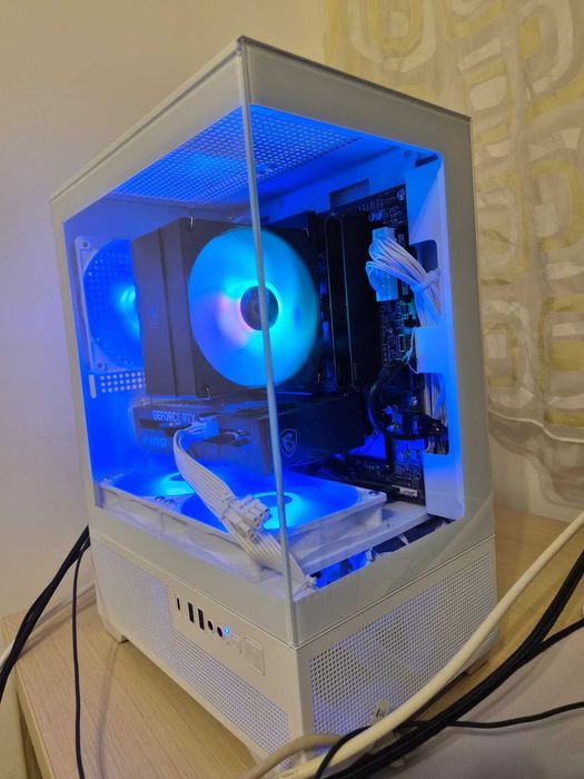 Vând PC nou DDR5  pentru gaming făcut pe piese(custom). Intel 14100F si RTX 5050 cu WIFI 6E.