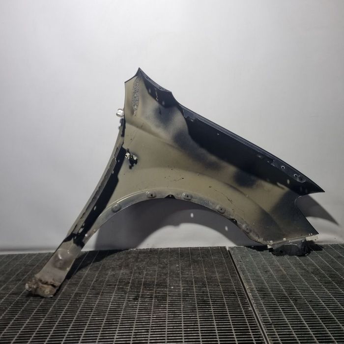 Aripa Stanga Fata Nissan Qashqai Facelift 2010 - 2013 4 Usi BLACK Metalizat Z11 (1444)