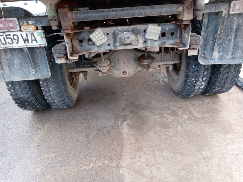 ЗИЛ4502 самавал сотилади.