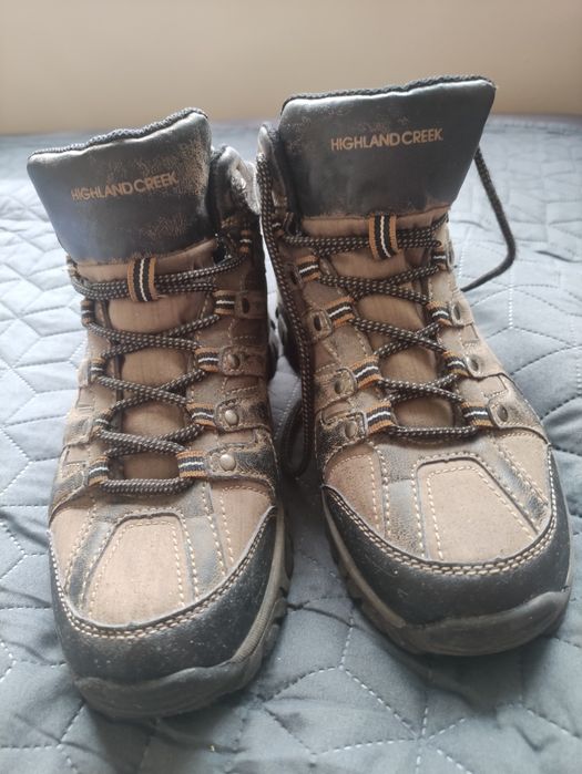 Туристически обувки