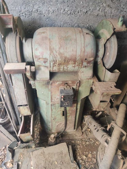 Точильный станок,  трёхфазный