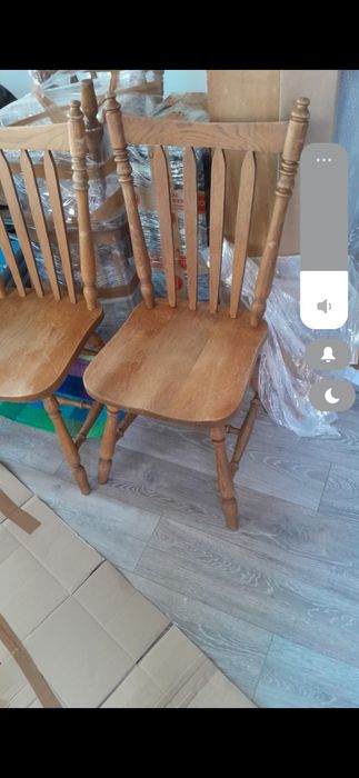 Masa de bucatarie cu 4 scaune