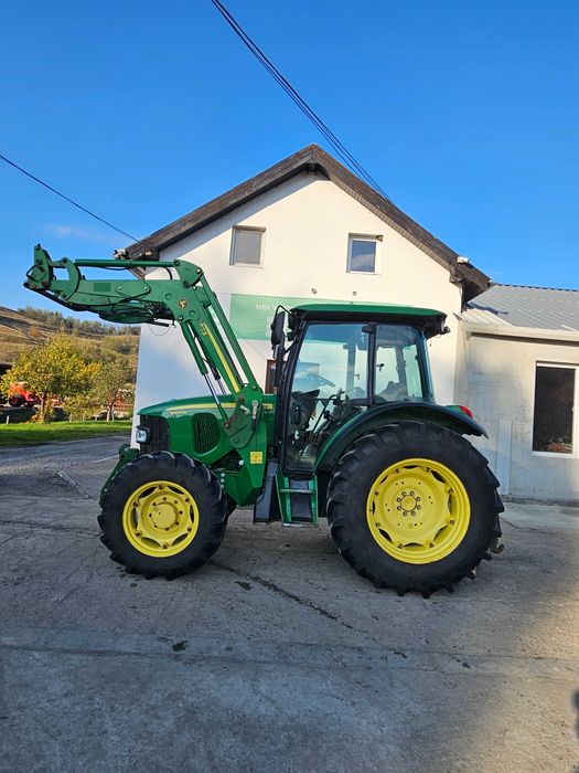 Vand/ schimb tractor John Deere 5100M cu incarcator frontal John Deere