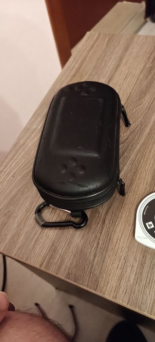 PsP 2004 като нова с 10 игри на дискове!