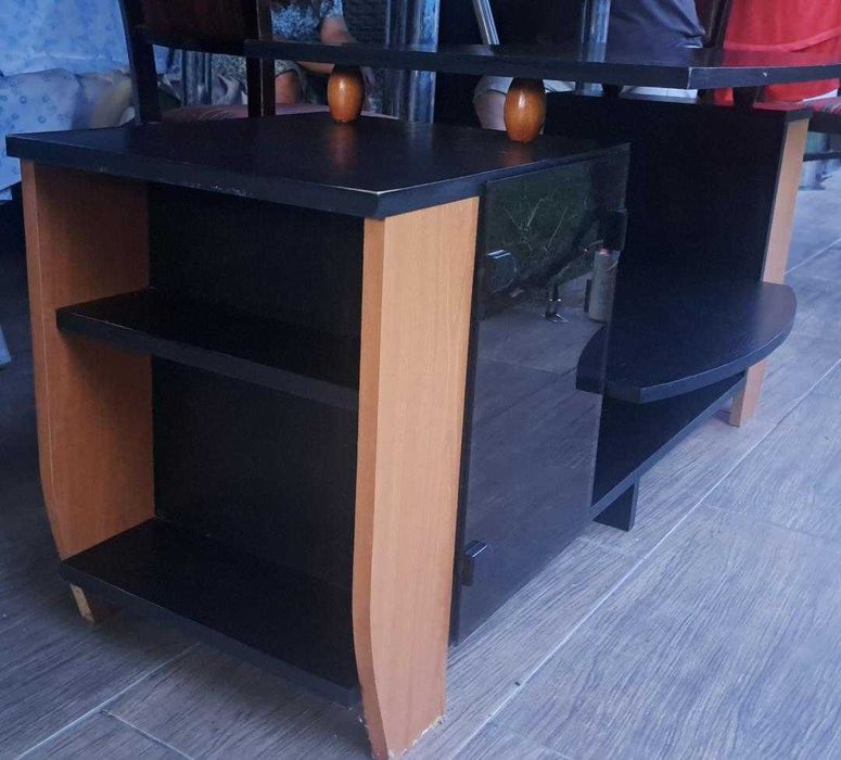 Comoda TV Mare L 125 cm / l 50 cm / H 60 cm, Cires cu negru, pal 20 mm