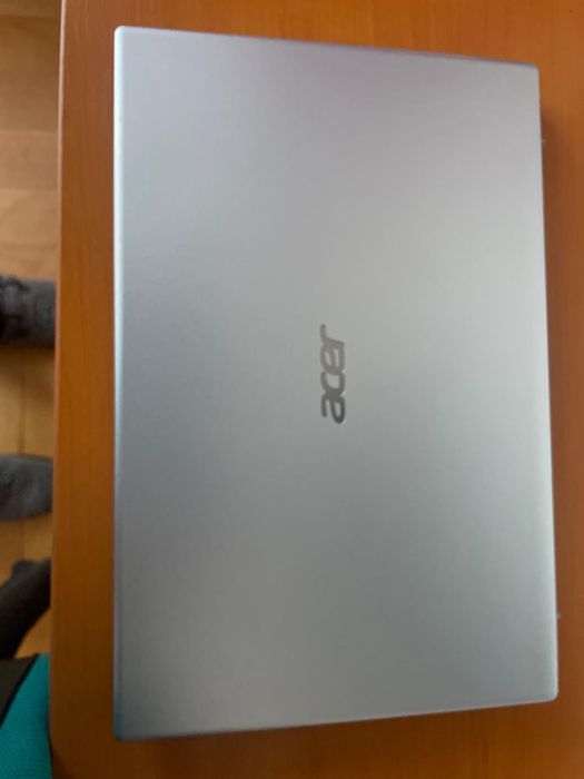 Vind leptop acer aspire