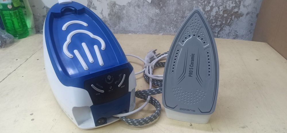 Продам паровой утюг поларис