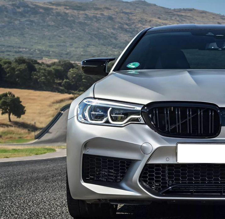 Capace oglinzi BMW Seria 5 G30 G31 model Batman negru lucios