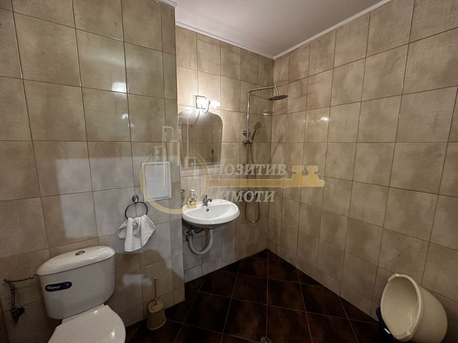 Дава се под наем Четиристаен апартамент в София, Стрелбище - 139 кв.м за 997.05 € - Снимка #10