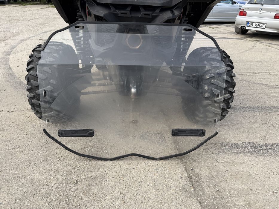 Vand parbriz Can-Am Maverick x3 original + prinderi