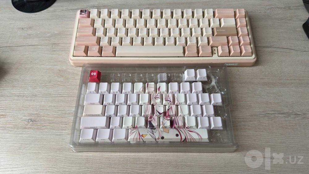 Механическая клавиатура Varmilo Minilo VXT67 65% Cherry Brown Switches