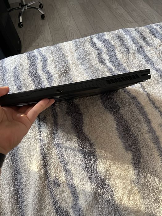 Laptop MSI GF63 i7