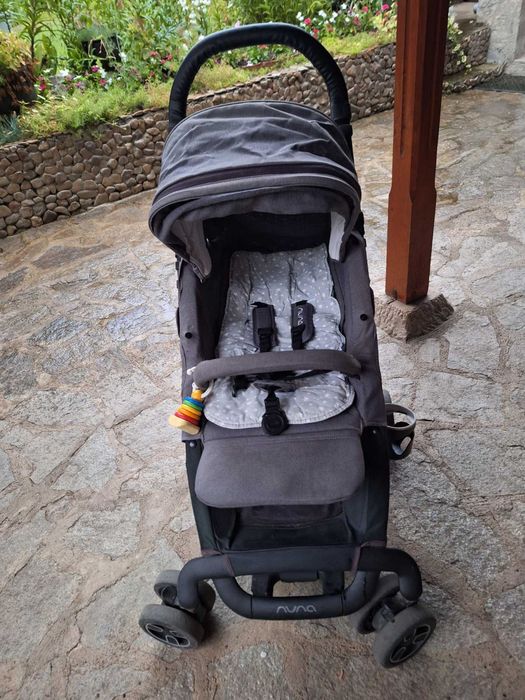 Продавам лятна количка Nuna