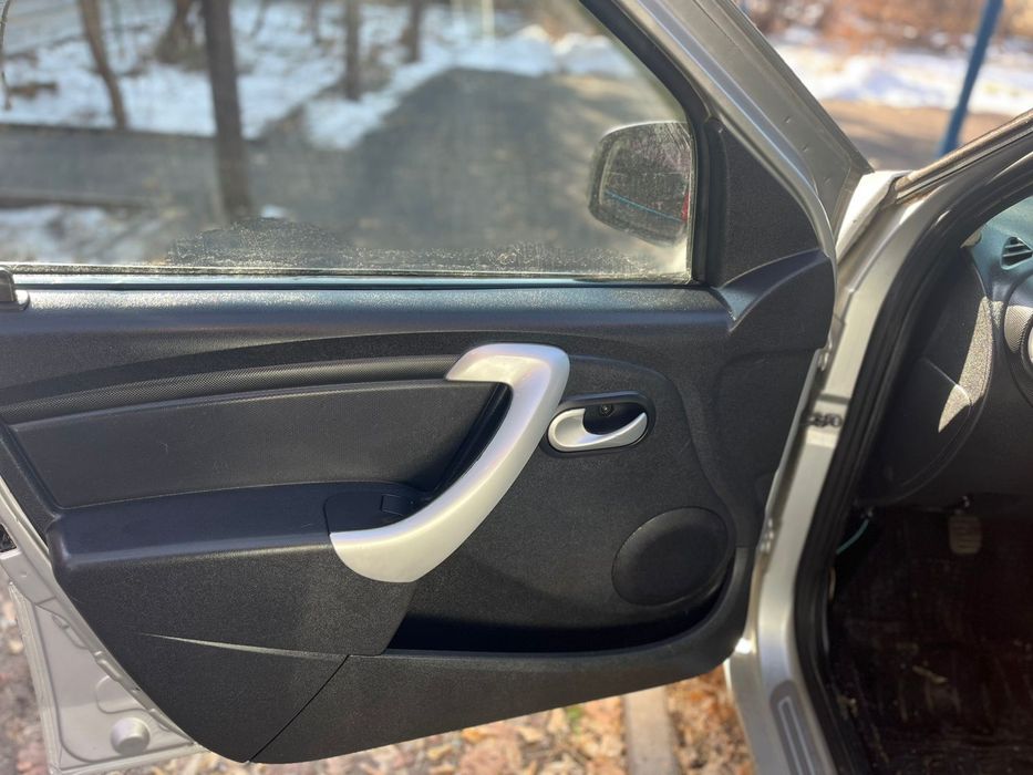 Продаётся Lada Largus