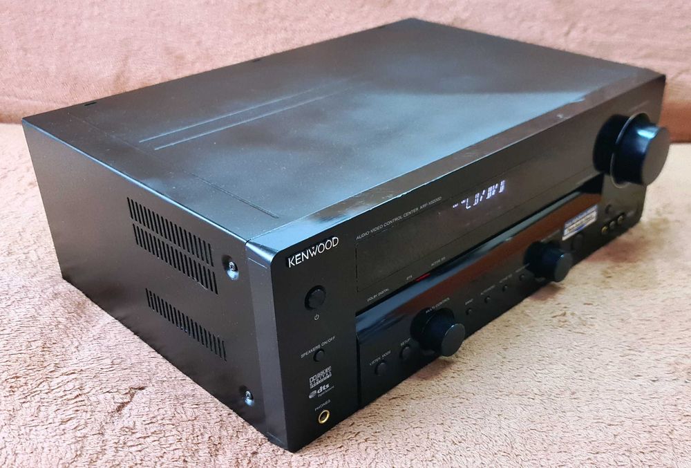Kenwood KRF-V5200 putere 2X100 W pe 8 Ohm sau 5X100 W pe 8 Ohm