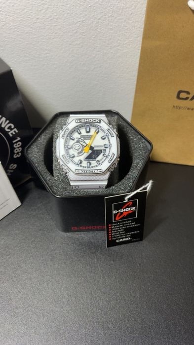 Ceas G-Shock alb