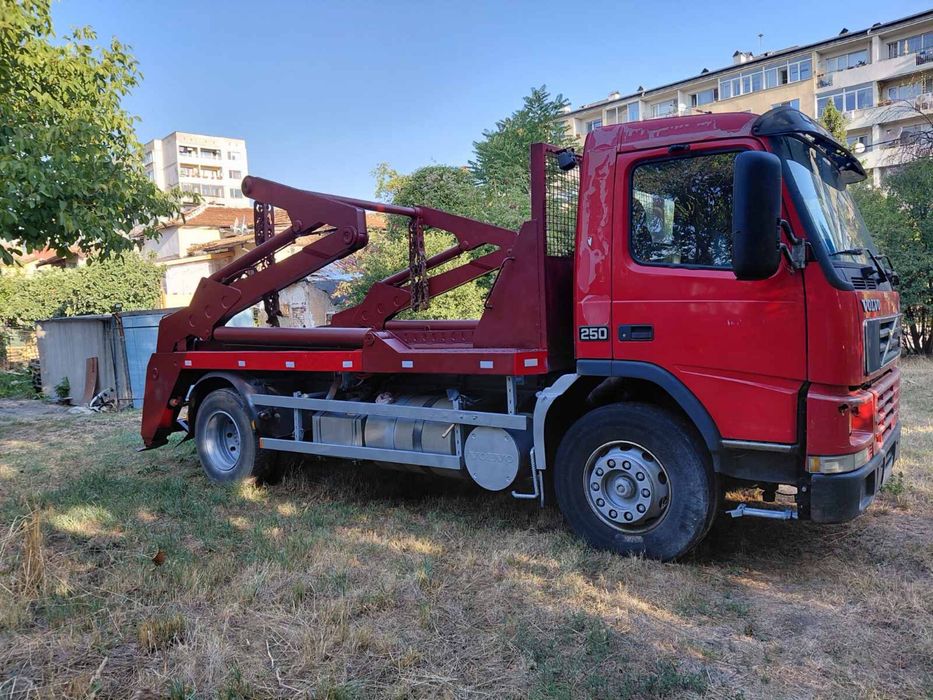 Volvo F7 за контейнери