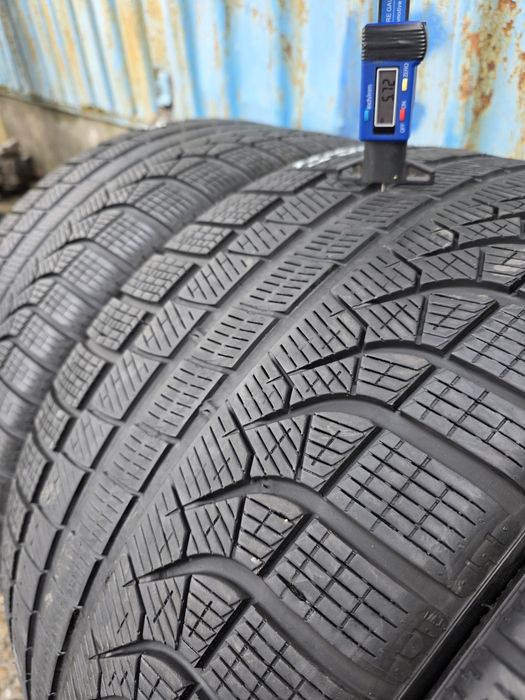 Anvelope 255.40.21+285.35.21 Pirelli An 2024